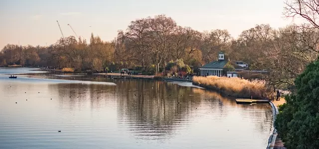 View east from the Serpentine bridge